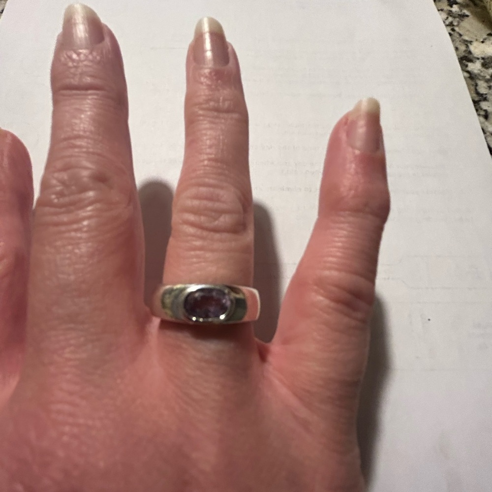 Handcrafted silver ring - Picture 3 of 3